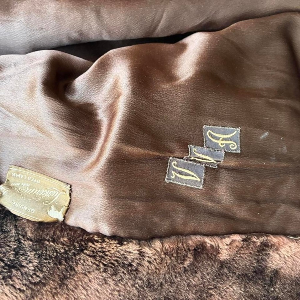 Vintage 1940s genuine dyed lamb jacket Full‎ body super comfortable and warm - Picture 5 of 8